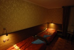 Hôtel Varsovie chambres hébergement conférences restaurant détente Pologne
