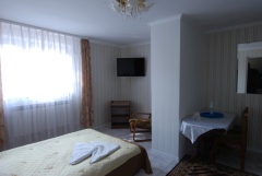 Hôtel Varsovie chambres hébergement conférences restaurant détente Pologne